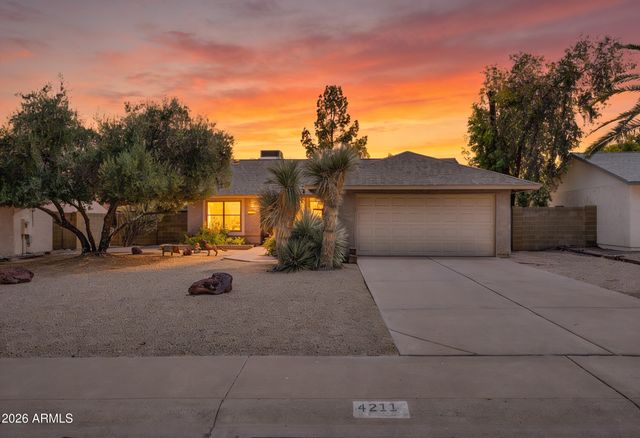 4211 E AHWATUKEE Drive, Phoenix, AZ 85044