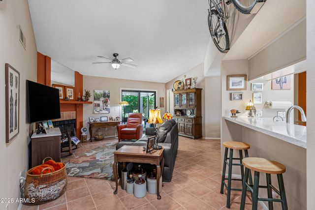 4211 E AHWATUKEE Drive, Phoenix, AZ 85044