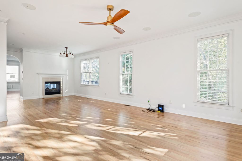 1055 Davis Circle NW R, Atlanta, GA 30318 — photo 3