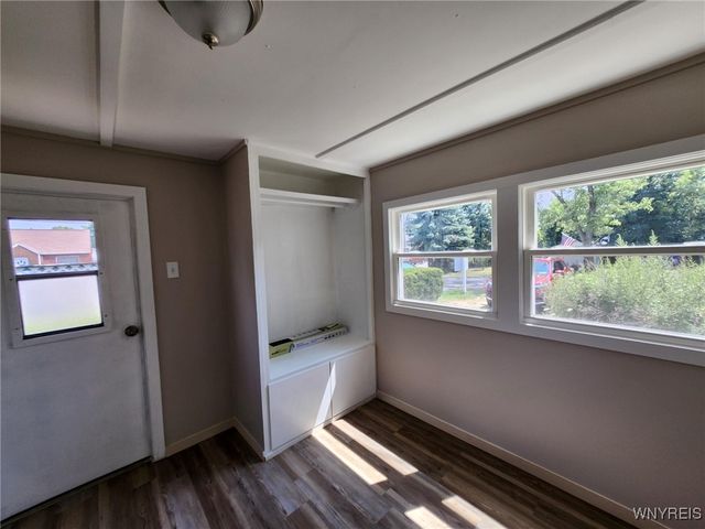 5910 Transit Road 16, Cheektowaga, NY 14043