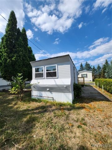 5910 Transit Road 16, Cheektowaga, NY 14043