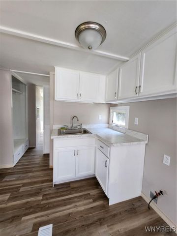 5910 Transit Road 16, Cheektowaga, NY 14043