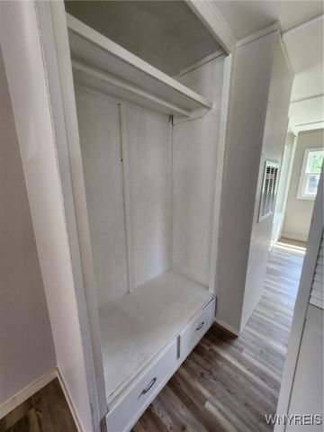 5910 Transit Road 16, Cheektowaga, NY 14043