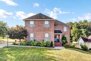 9408 Trails End Rd, Knoxville, TN 37931