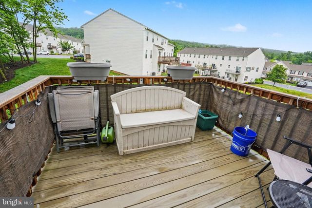2318 BARTLETT RD, Harrisburg, PA 17110