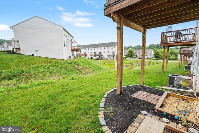 2318 BARTLETT RD, Harrisburg, PA 17110