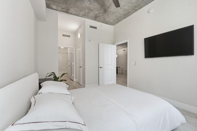 300 S Australian Avenue 919, West Palm Beach, FL 33401