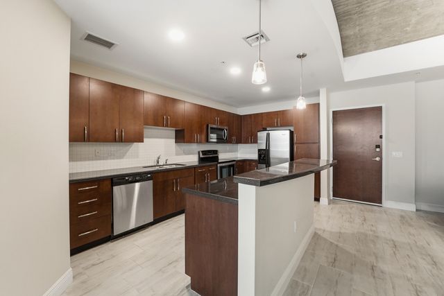 300 S Australian Avenue 919, West Palm Beach, FL 33401