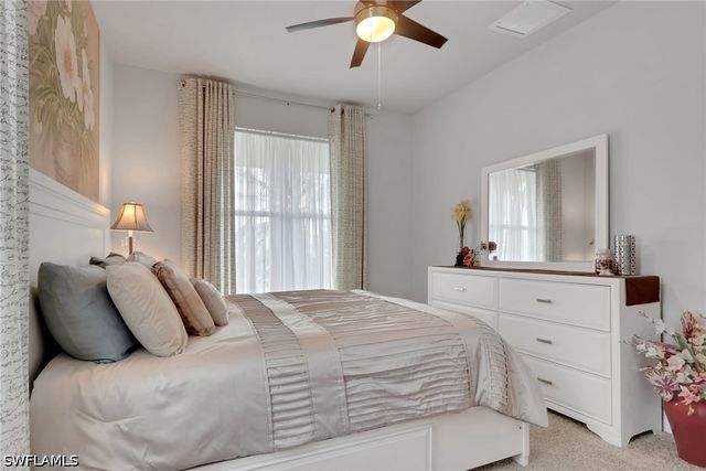 8924 Mustique LN, Naples, FL 34114