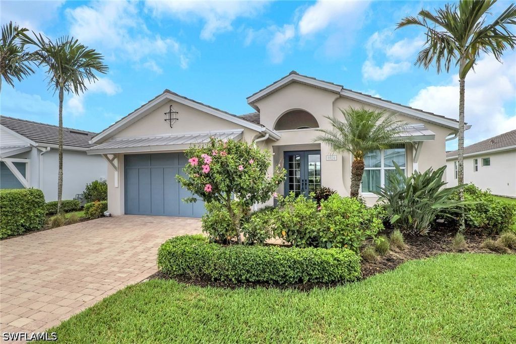 8924 Mustique LN, Naples, FL 34114