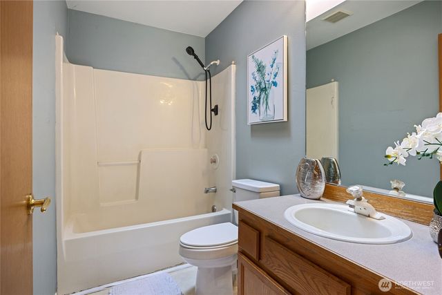 20511 16th Ave Ct S, Spanaway, WA 98387