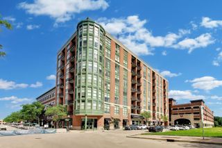 1 S Highland Avenue 704, Arlington Heights, IL 60005