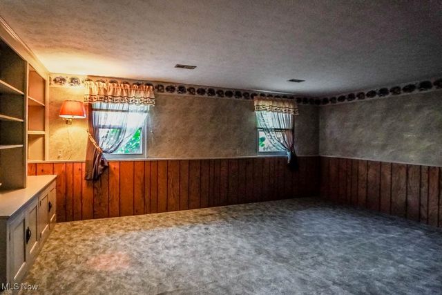 2982 Fair Oaks Drive, Norton, OH 44203