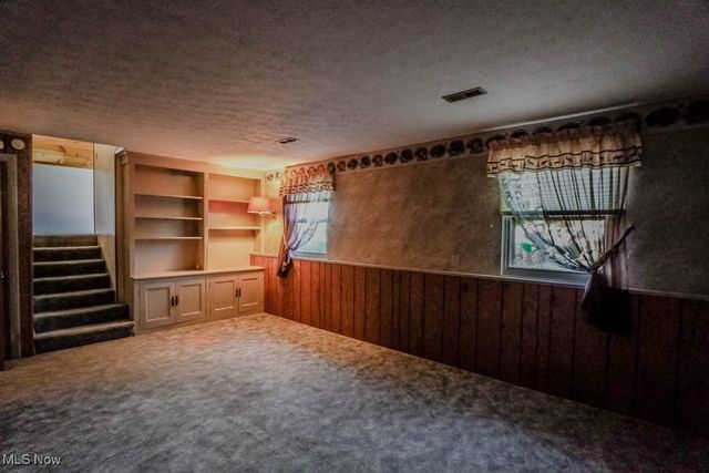 2982 Fair Oaks Drive, Norton, OH 44203