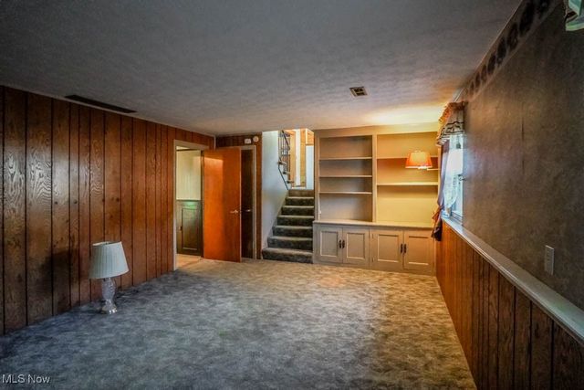 2982 Fair Oaks Drive, Norton, OH 44203