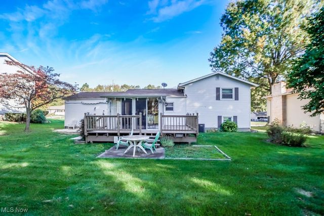 2982 Fair Oaks Drive, Norton, OH 44203