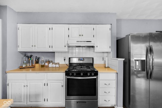 235 Venable Drive, Avon, IN 46123