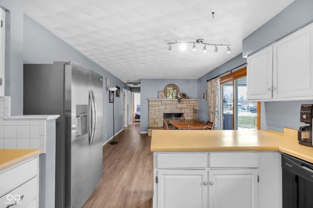 235 Venable Drive, Avon, IN 46123