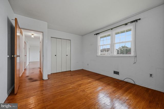 308 BREWSTER DR, Newark, DE 19711