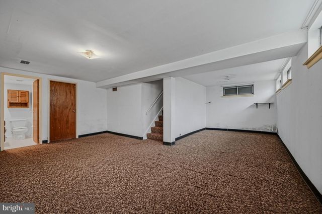 308 BREWSTER DR, Newark, DE 19711