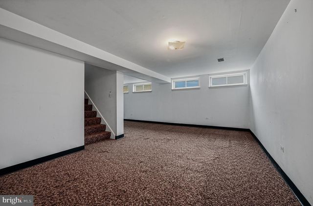 308 BREWSTER DR, Newark, DE 19711