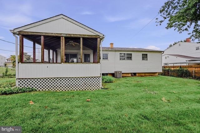 308 BREWSTER DR, Newark, DE 19711