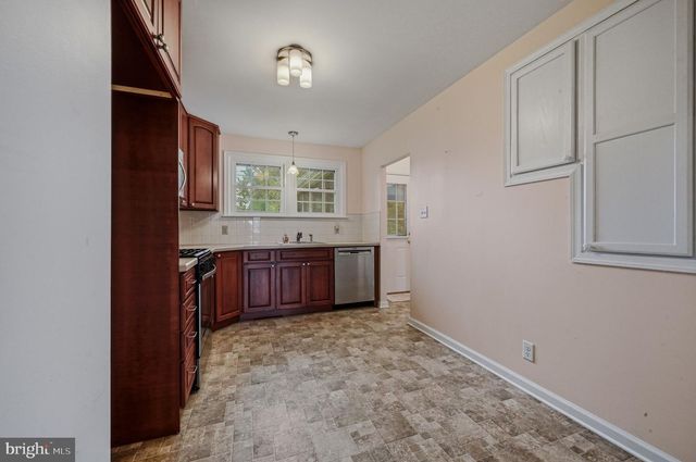308 BREWSTER DR, Newark, DE 19711