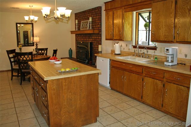 340 S Diamondhead, Burneyville, OK 73430