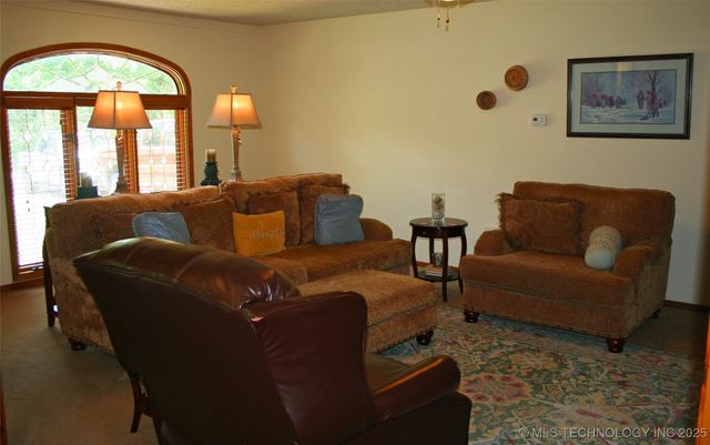 340 S Diamondhead, Burneyville, OK 73430