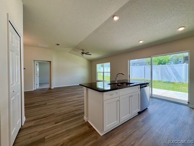 8220 N Wakefield Drive, Citrus Springs, FL 34434