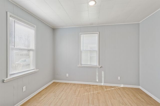 505 Kirkwood Avenue, Des Moines, IA 50315