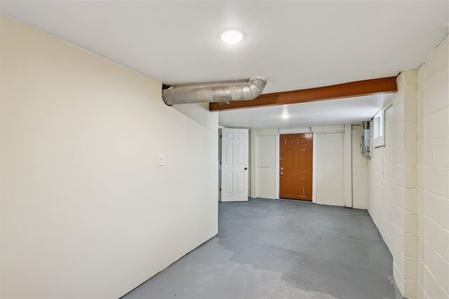 505 Kirkwood Avenue, Des Moines, IA 50315