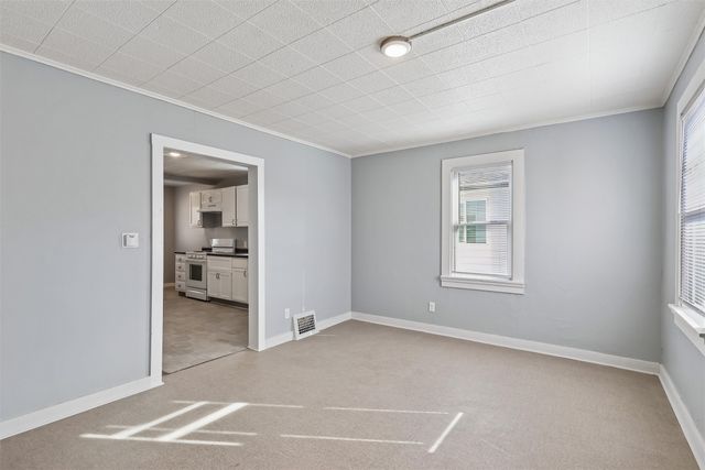 505 Kirkwood Avenue, Des Moines, IA 50315