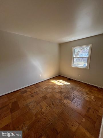 5805 MORNINGBIRD LN, Columbia, MD 21045