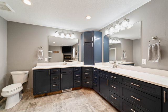 6235 US Highway 69 Highway, Ames, IA 50010