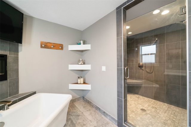 6235 US Highway 69 Highway, Ames, IA 50010