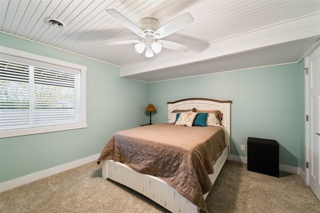 6235 US Highway 69 Highway, Ames, IA 50010