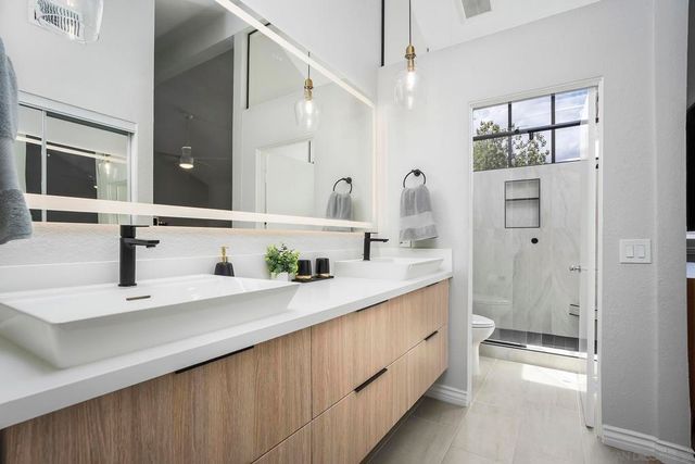6339 Caminito Del Cervato, San Diego, CA 92111