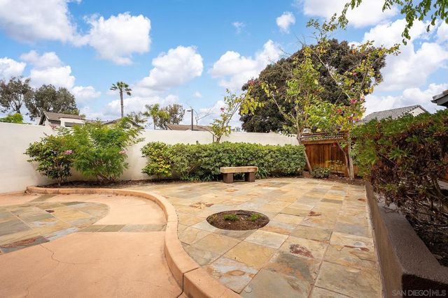 6339 Caminito Del Cervato, San Diego, CA 92111