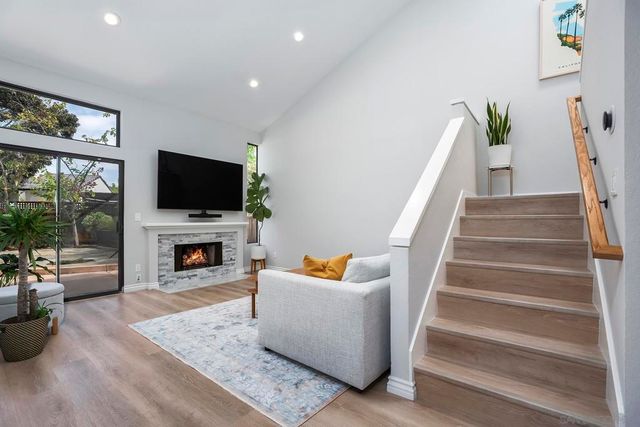 6339 Caminito Del Cervato, San Diego, CA 92111