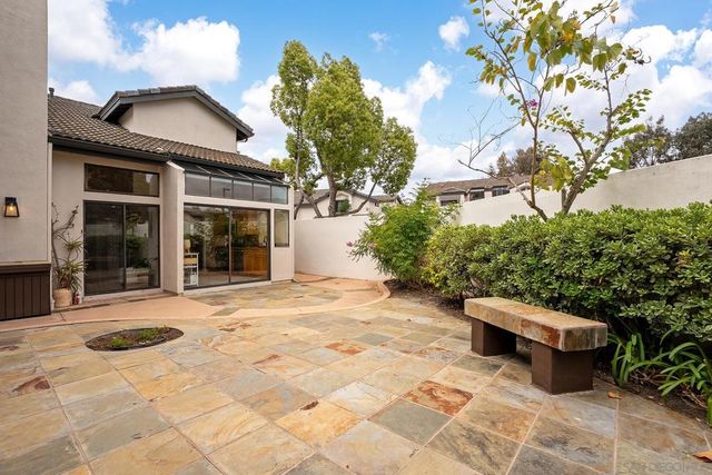 6339 Caminito Del Cervato, San Diego, CA 92111