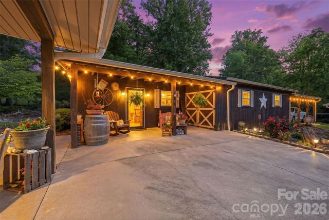 176 + 174 Oak Hollow Road, Union Grove, NC 28689
