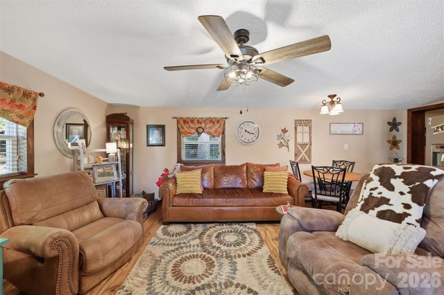 176 + 174 Oak Hollow Road, Union Grove, NC 28689