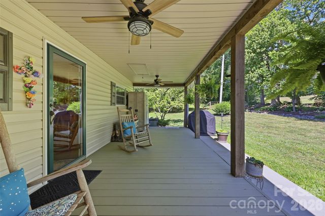 176 + 174 Oak Hollow Road, Union Grove, NC 28689
