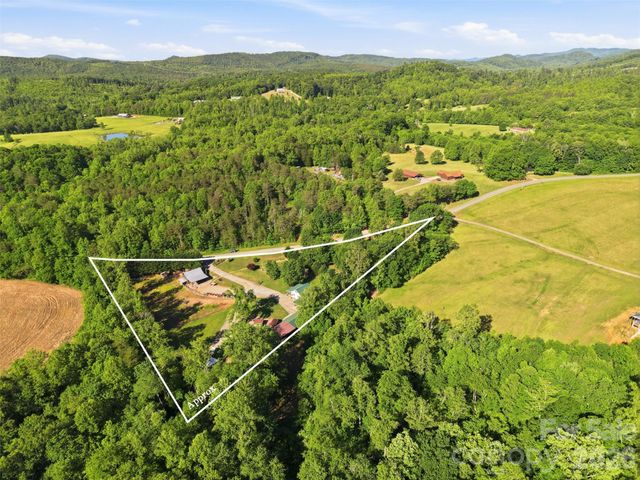 176 + 174 Oak Hollow Road, Union Grove, NC 28689