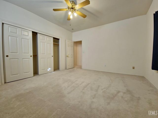 1508 Fieldspring Drive, Bakersfield, CA 93311