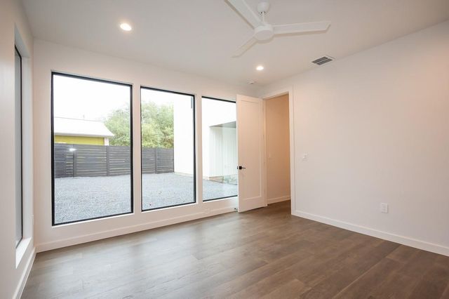 4906 Aberdeen CIR, Austin, TX 78745