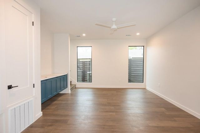 4906 Aberdeen CIR, Austin, TX 78745