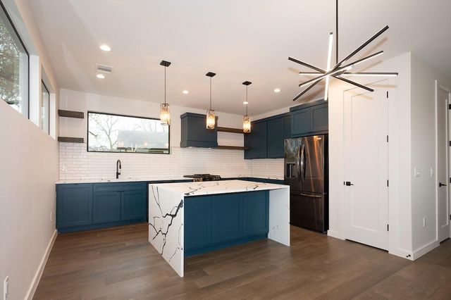 4906 Aberdeen CIR, Austin, TX 78745