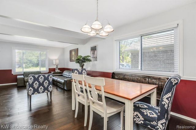 6322 Clarendon Drive, Canton, MI 48187